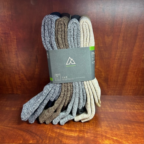 Alpine Design Men's Performance Hiking Socks - 4 Pack.      NEW - Picture 3 of 3